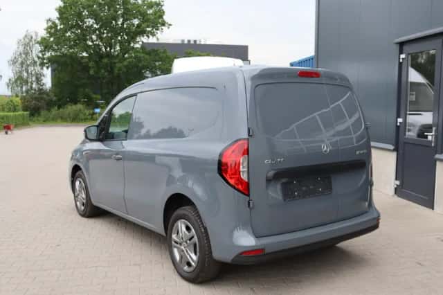 Mercedes-Benz Citan (2023) thumbnail 3