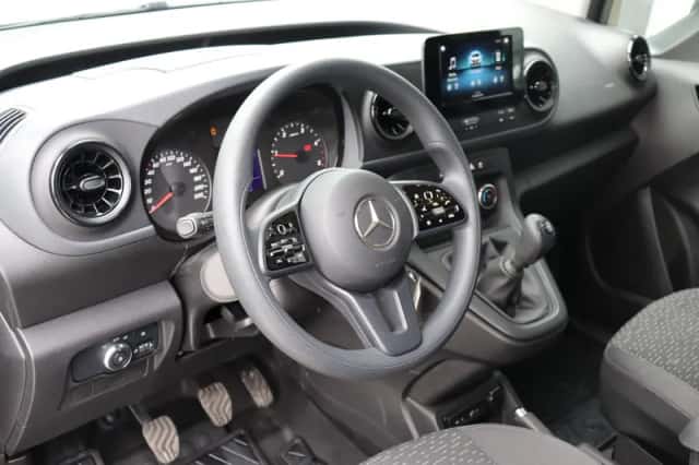 Mercedes-Benz Citan (2023) thumbnail 5
