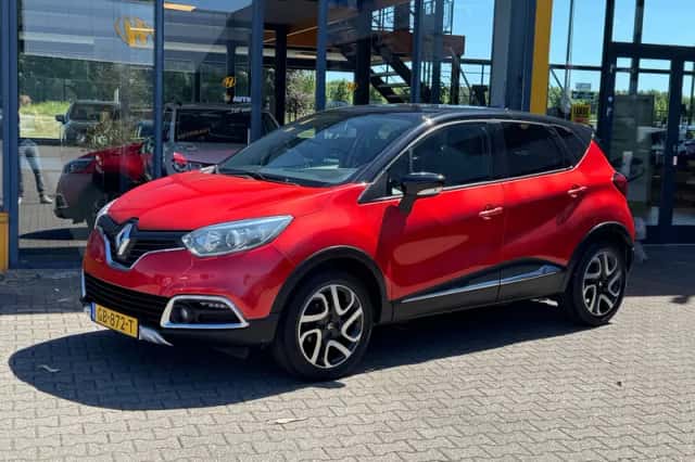 Renault Captur (2015) thumbnail 1