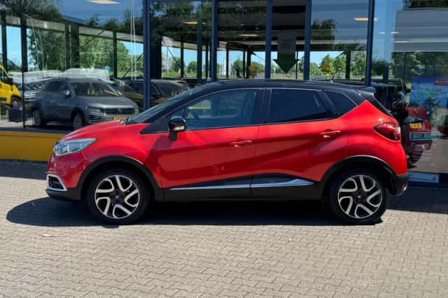 Renault Captur (2015) thumbnail 2