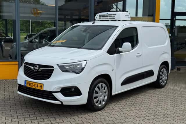 Opel Combo (2021) thumbnail 1