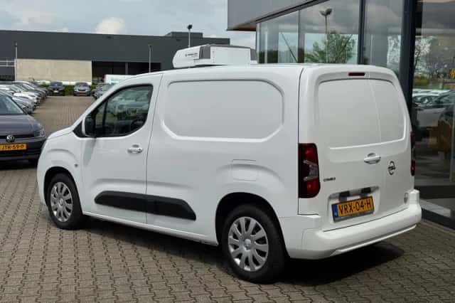 Opel Combo (2021) thumbnail 3