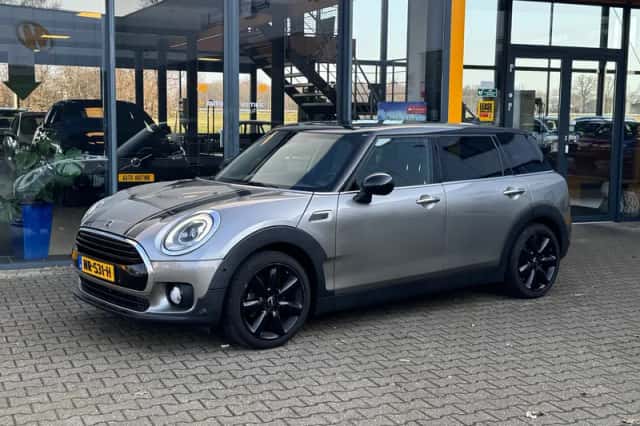 MINI Clubman (2017) thumbnail 1
