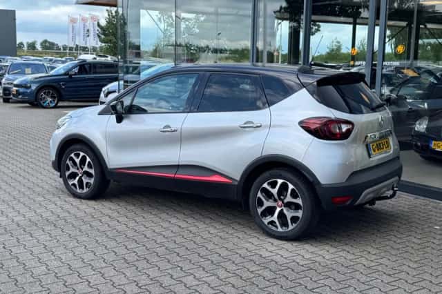 Renault Captur (2019) thumbnail 3