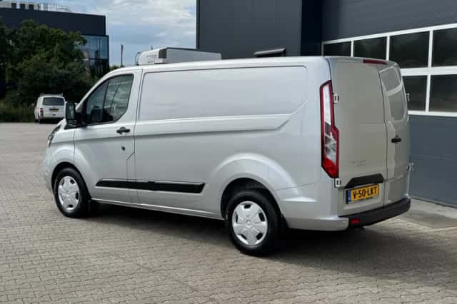 Ford Transit Custom (2023) thumbnail 3