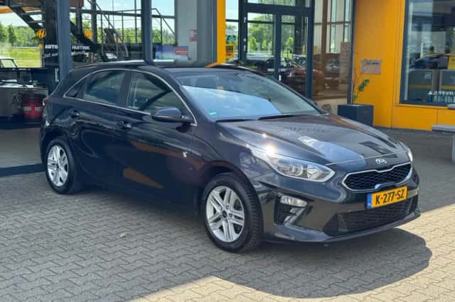 Kia Ceed (2021) thumbnail 6