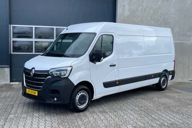 Renault Master (2024) thumbnail 1
