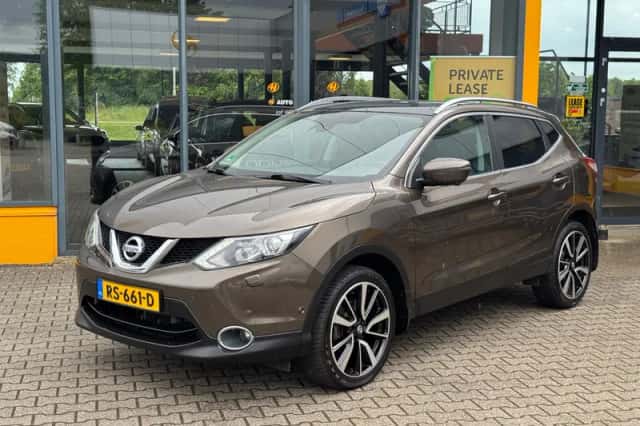 Nissan Qashqai (2017) thumbnail 1