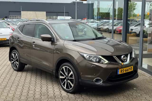 Nissan Qashqai (2017) thumbnail 6