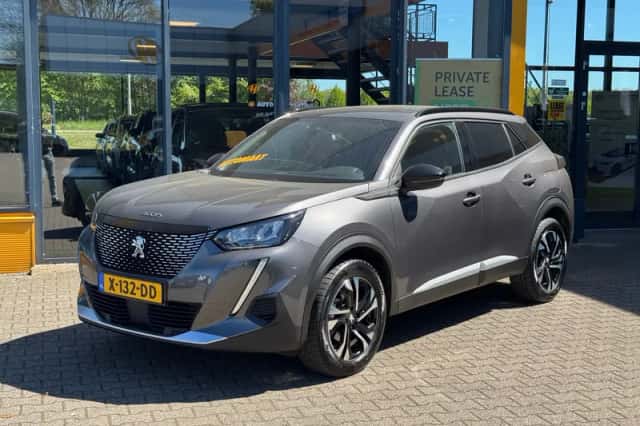 Peugeot 2008 (2023) thumbnail 1