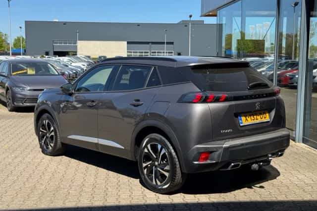 Peugeot 2008 (2023) thumbnail 3
