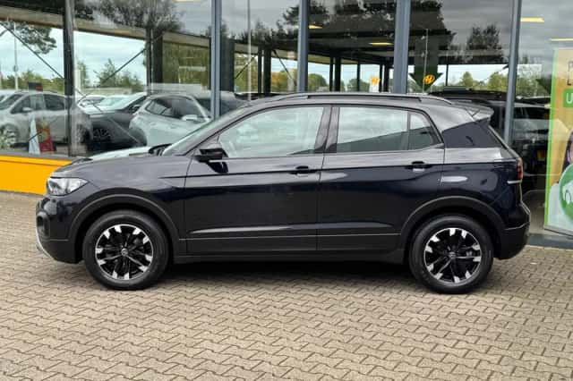Volkswagen T-Cross (2021) thumbnail 2
