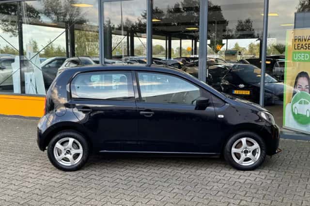 SEAT Mii (2013) thumbnail 5