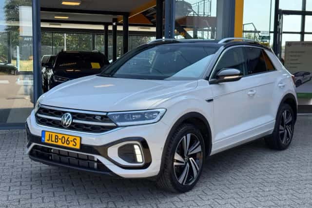 Volkswagen T-Roc (2025) thumbnail 1