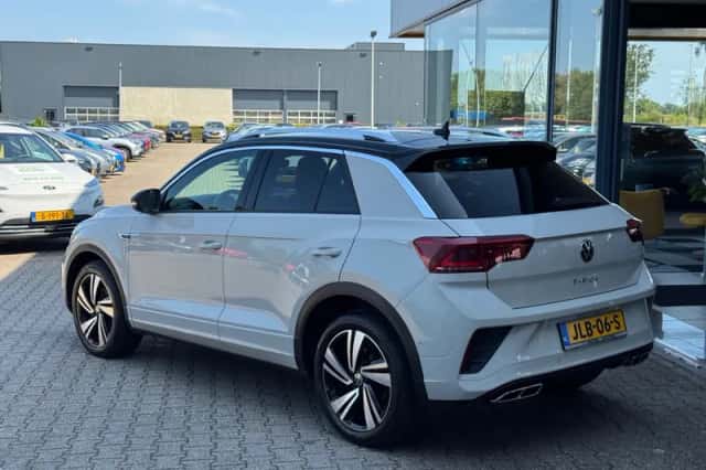 Volkswagen T-Roc (2025) thumbnail 3