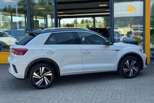 Volkswagen T-Roc (2025) thumbnail 5