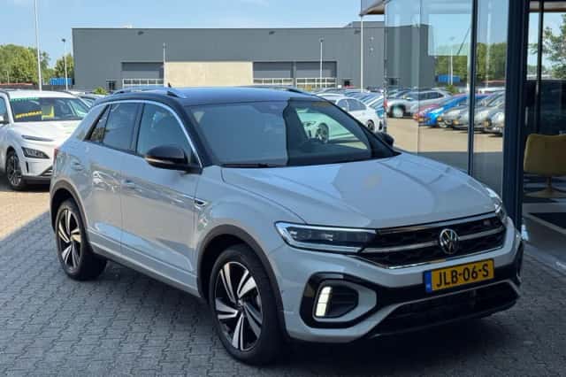 Volkswagen T-Roc (2025) thumbnail 6