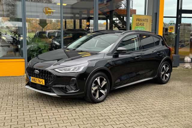 Ford Focus (2024) thumbnail 1