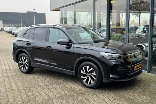 Volkswagen Tiguan (2025) thumbnail 6