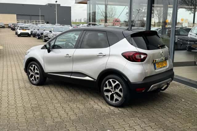 Renault Captur (2018) thumbnail 3