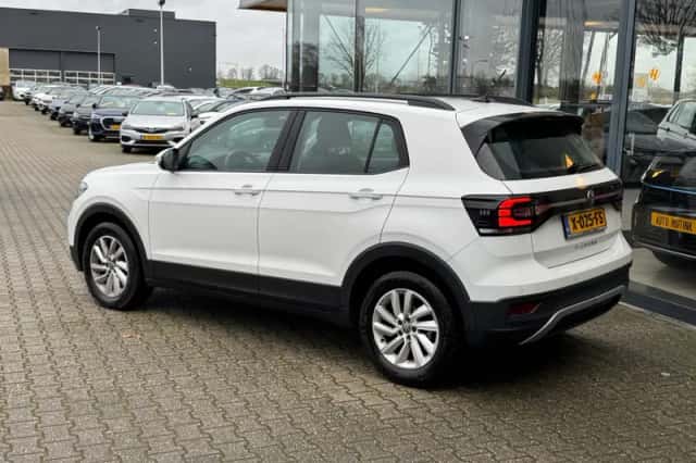 Volkswagen T-Cross (2023) thumbnail 3