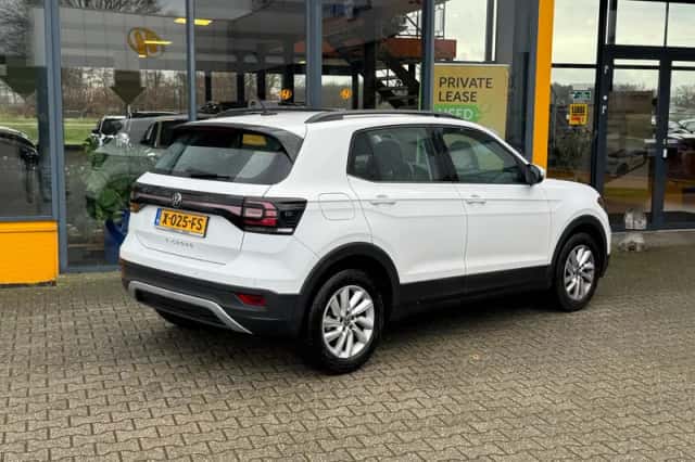 Volkswagen T-Cross (2023) thumbnail 4