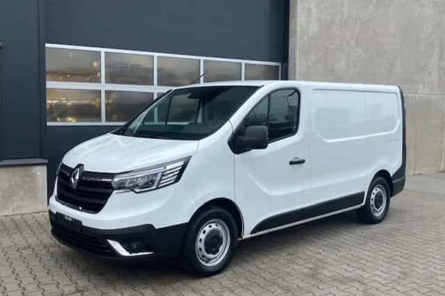 Renault Trafic (2024) thumbnail 1