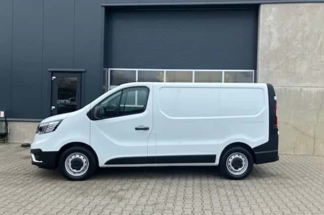 Renault Trafic (2024) thumbnail 2