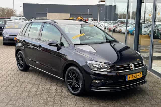 Volkswagen Golf Sportsvan (2018) thumbnail 6