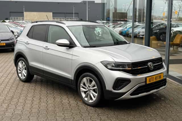 Volkswagen T-Cross (2024) thumbnail 6