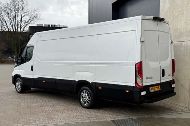 Iveco Daily (2022) thumbnail 3