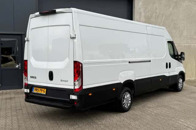 Iveco Daily (2022) thumbnail 4