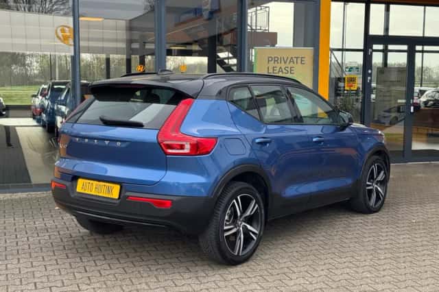 Volvo XC40 (2021) thumbnail 4