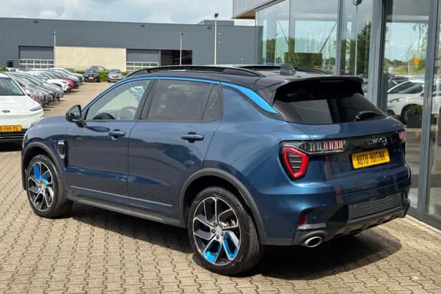 Lynk & Co 01 (2023) thumbnail 3