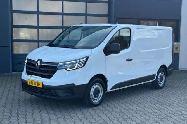 Renault Trafic (2024) thumbnail 1