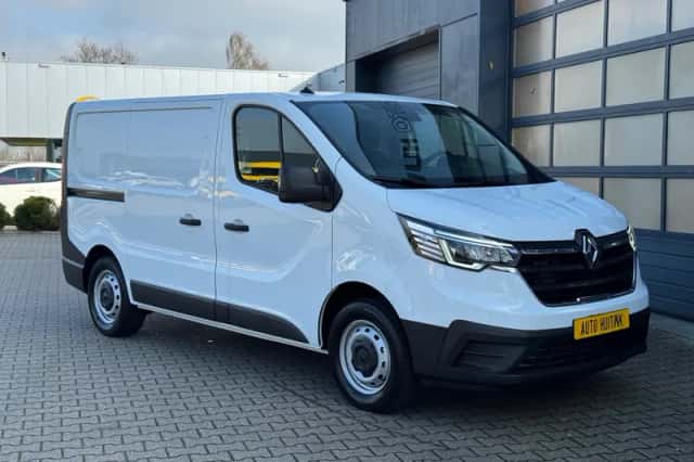 Renault Trafic (2024) thumbnail 6