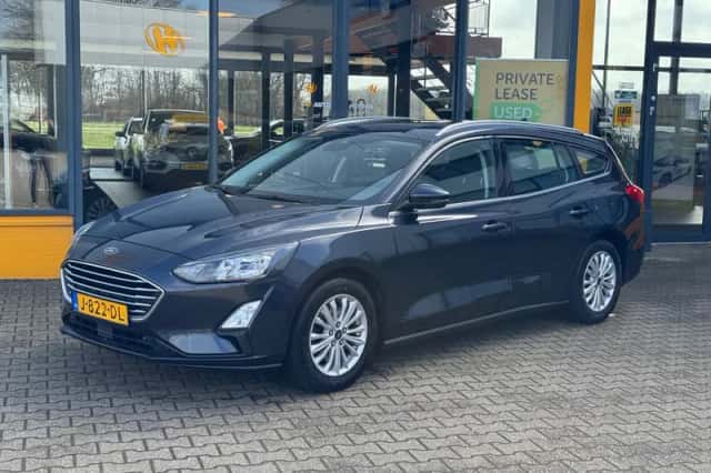 Ford Focus (2020) thumbnail 1