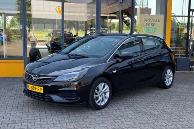 Opel Astra (2021) thumbnail 1