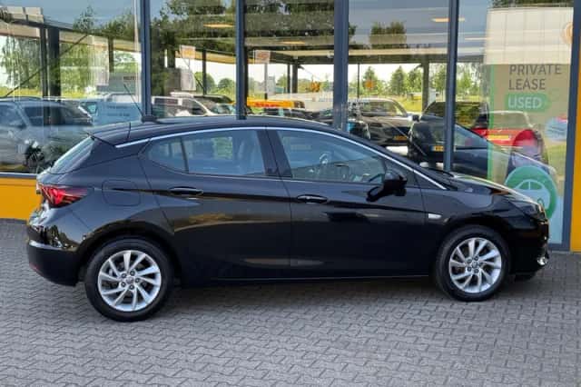Opel Astra (2021) thumbnail 5