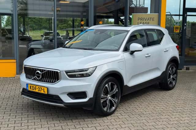 Volvo XC40 (2022) thumbnail 1