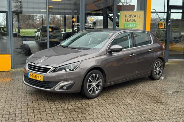 Peugeot 308 (2014) thumbnail 1