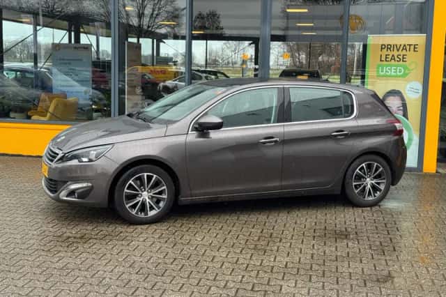 Peugeot 308 (2014) thumbnail 2