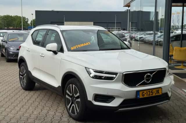 Volvo XC40 (2019) thumbnail 6