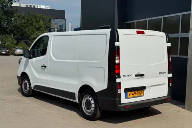 Renault Trafic (2024) thumbnail 3
