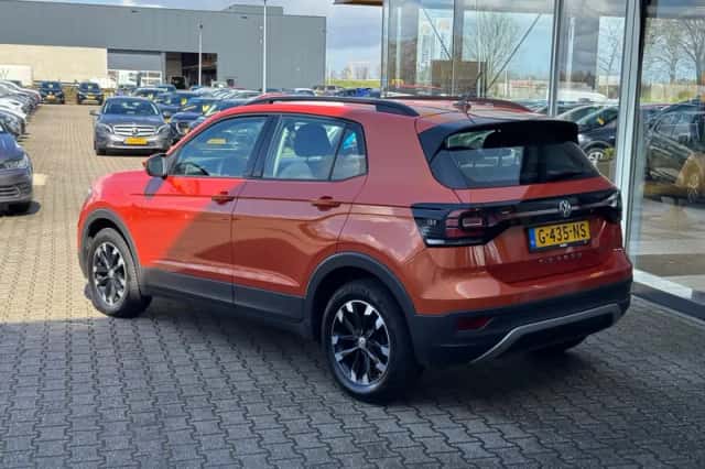 Volkswagen T-Cross (2019) thumbnail 3