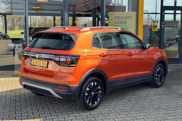 Volkswagen T-Cross (2019) thumbnail 4
