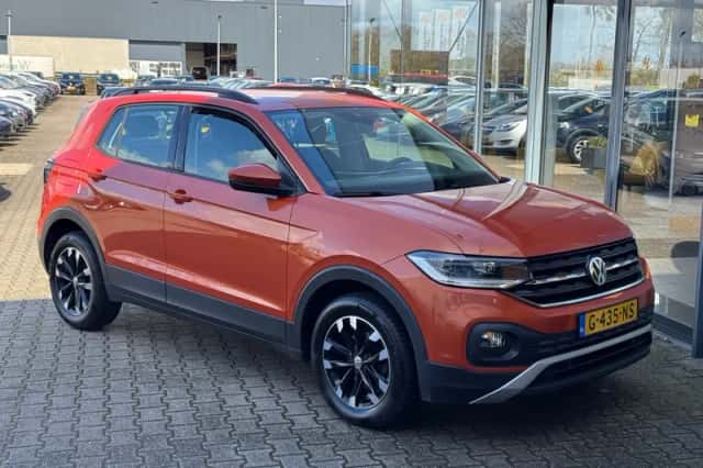 Volkswagen T-Cross (2019) thumbnail 6