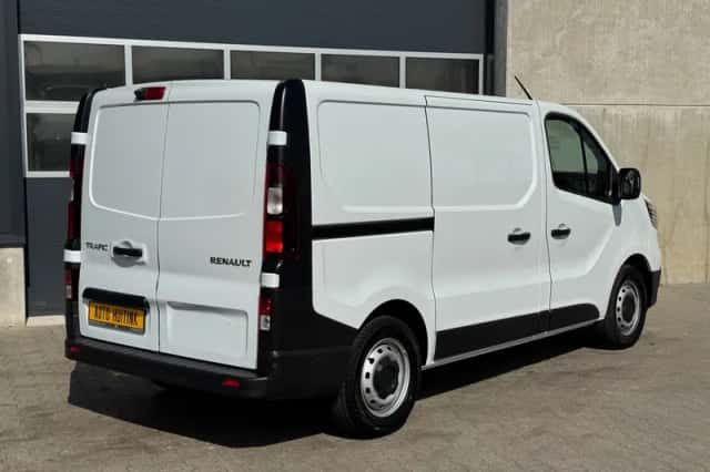Renault Trafic (2024) thumbnail 4