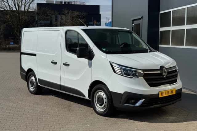 Renault Trafic (2024) thumbnail 6
