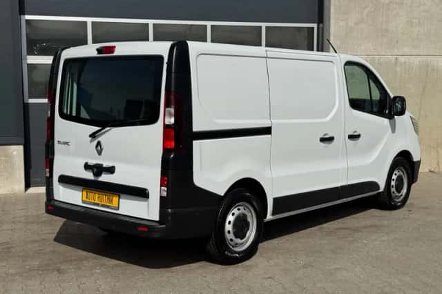 Renault Trafic (2024) thumbnail 4